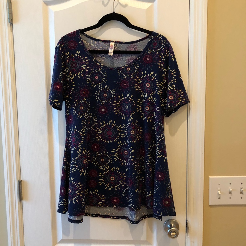 Large Perfect Tee!!!